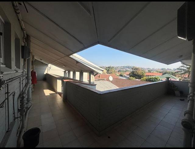 2 BEDROOM PROPERTY TO RENT IN BLUFF